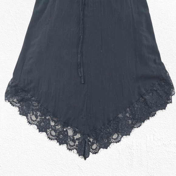 Free People Intimately Black Lace Slip Nightgown V-Neck Chemise Size Medium - Picture 10 of 11